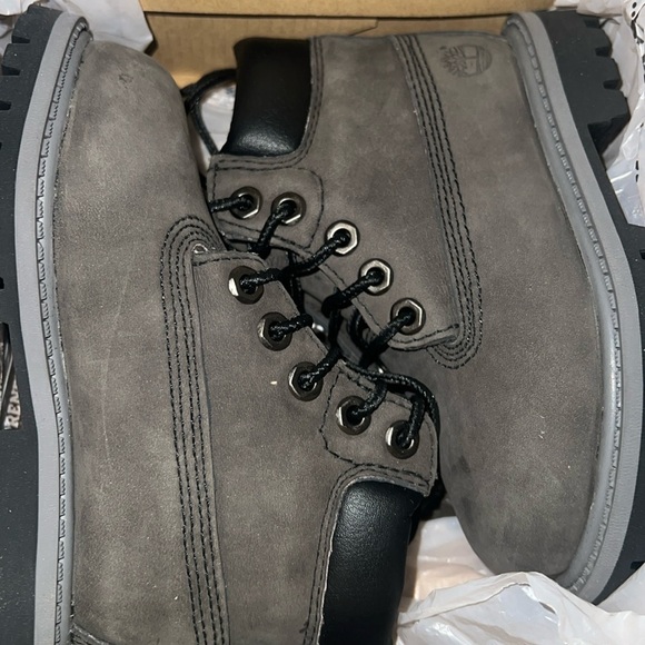 Timberland 6 Inch Premium Toddler Boot Grey | NEW in BOX/NWT!! 🩶✔️ - Picture 7 of 8